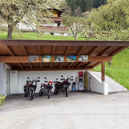 Das Sonnleiten Ski- Und Motorradhotel Bruck Im Zillertal Bruck am Ziller ภายนอก รูปภาพ
