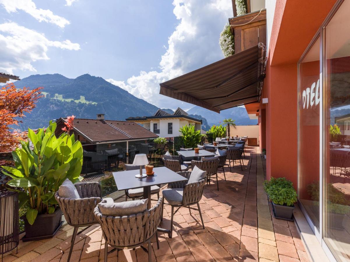 Das Sonnleiten Ski- Und Motorradhotel Bruck Im Zillertal Bruck am Ziller ภายนอก รูปภาพ