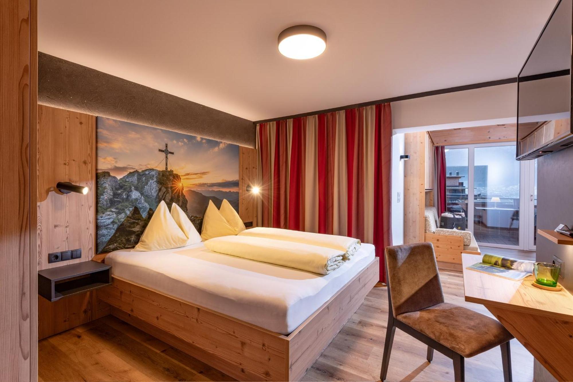 Das Sonnleiten Ski- Und Motorradhotel Bruck Im Zillertal Bruck am Ziller ภายนอก รูปภาพ