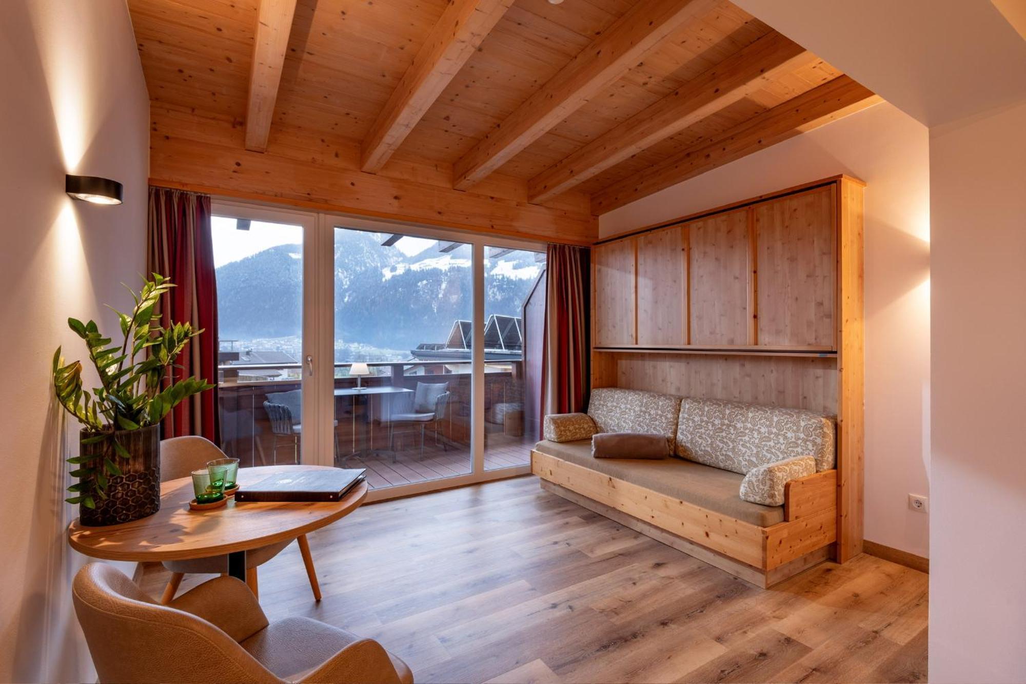 Das Sonnleiten Ski- Und Motorradhotel Bruck Im Zillertal Bruck am Ziller ภายนอก รูปภาพ