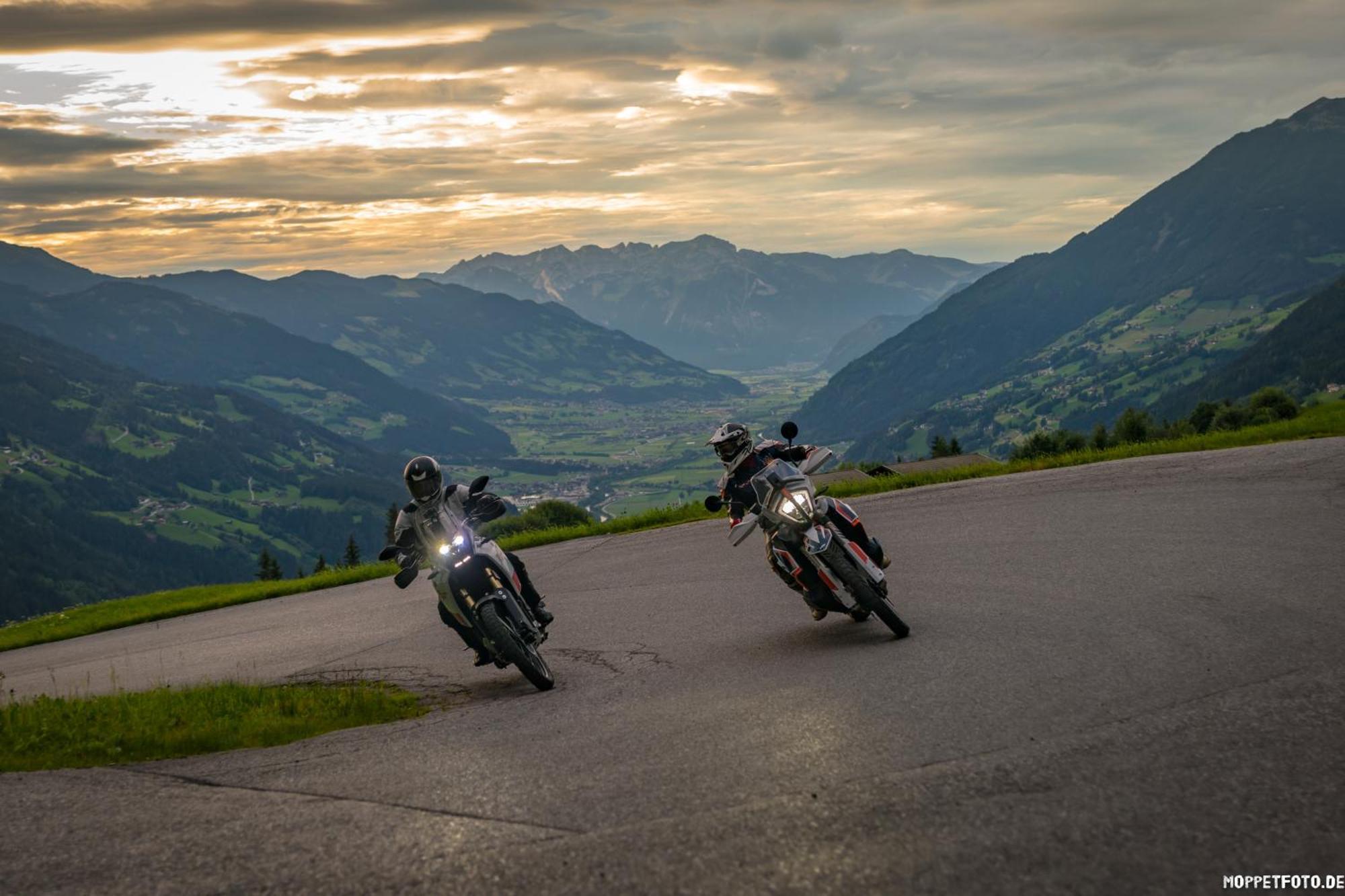 Das Sonnleiten Ski- Und Motorradhotel Bruck Im Zillertal Bruck am Ziller ภายนอก รูปภาพ