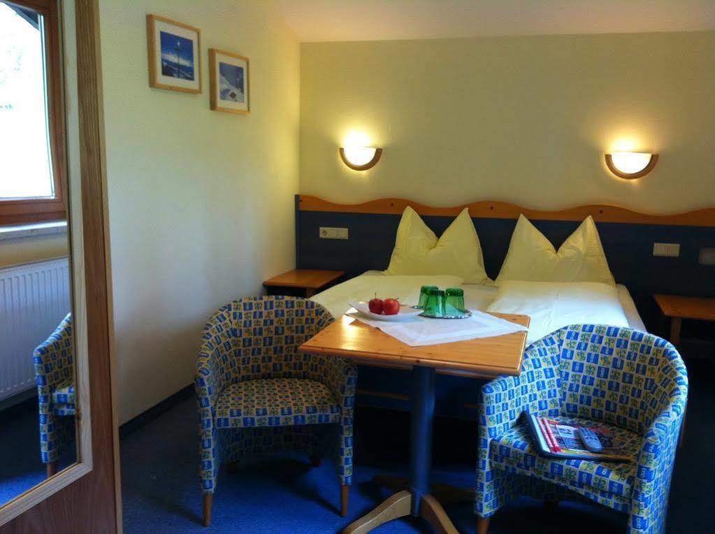 Das Sonnleiten Ski- Und Motorradhotel Bruck Im Zillertal Bruck am Ziller ภายนอก รูปภาพ