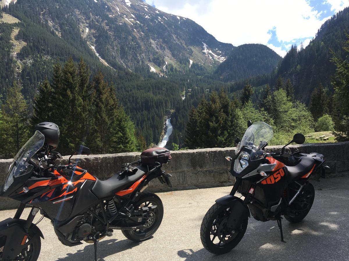 Das Sonnleiten Ski- Und Motorradhotel Bruck Im Zillertal Bruck am Ziller ภายนอก รูปภาพ